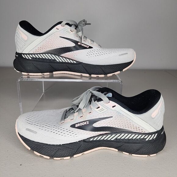 Brooks Adrenaline GTS 22 Women's Size 6.5 B (Medium) Running Shoes Sneakers Gray - Picture 2 of 10